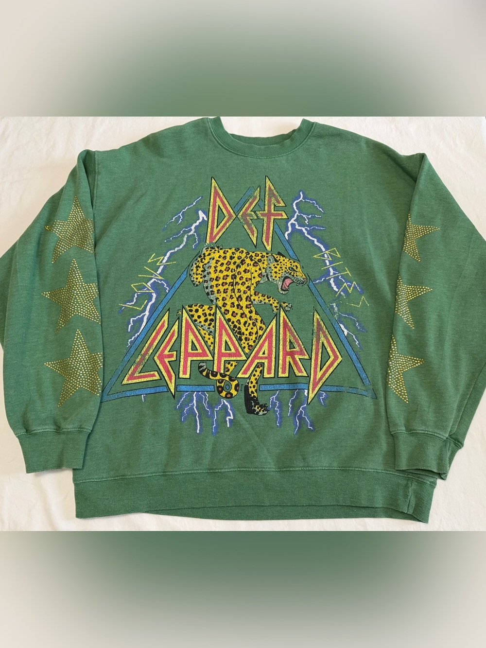 Green Leopard Graphic Sweatshirt